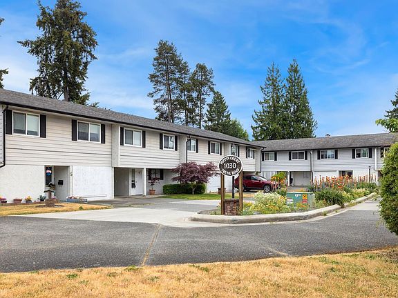 2nd image of 1030 Trunk Rd #12