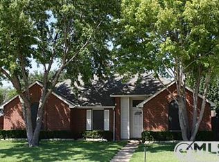 5221 Goodman Dr, The Colony, TX 75056