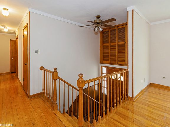 3rd image of 134 S Park St