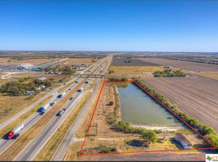 10833 E Interstate Highway 10, Marion, TX 78124