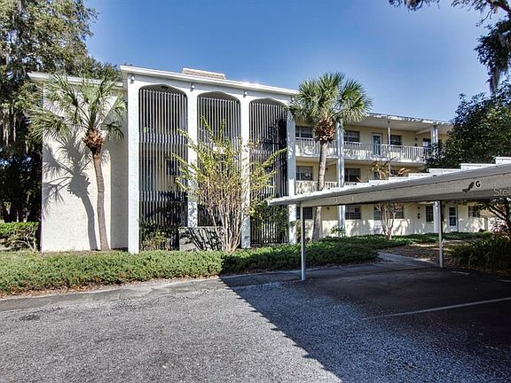 2nd image of 1020 De Leon Dr #202