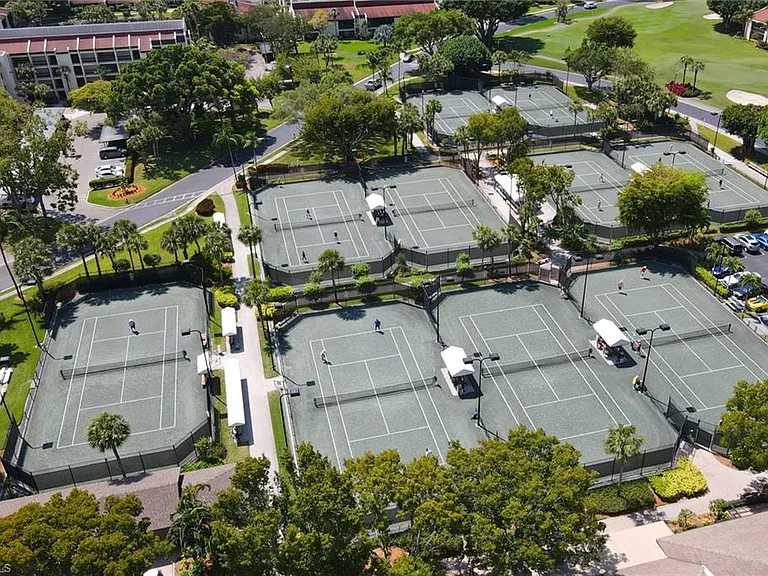 9901 Sunset Cove Ln #226 — Photo 31