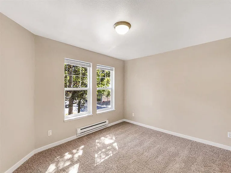 Madison Park Apartments — Photo 11