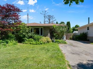 11 Abraham Dr, Saint Catharines, ON L2M 6K7
