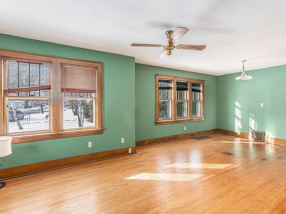 5th image of 1513 Hildreth St
