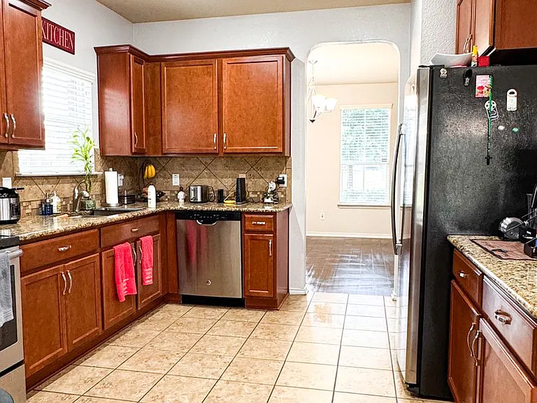 9503 Adeel Dr — Photo 24