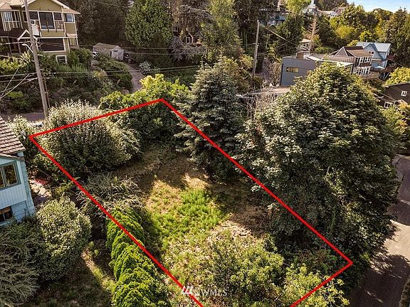 5th image of 23 XX Hughes Avenue SW