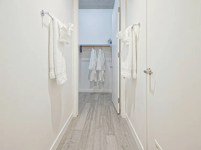 353 E Bonneville Ave #309 — Photo 40