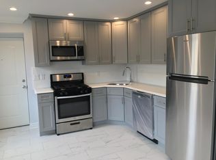 305 9th St #1, Fairview, NJ 07022