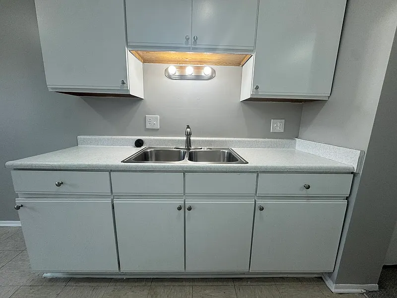 1 bed, 1.0 bath, 850 sqft, $899 — Photo 4