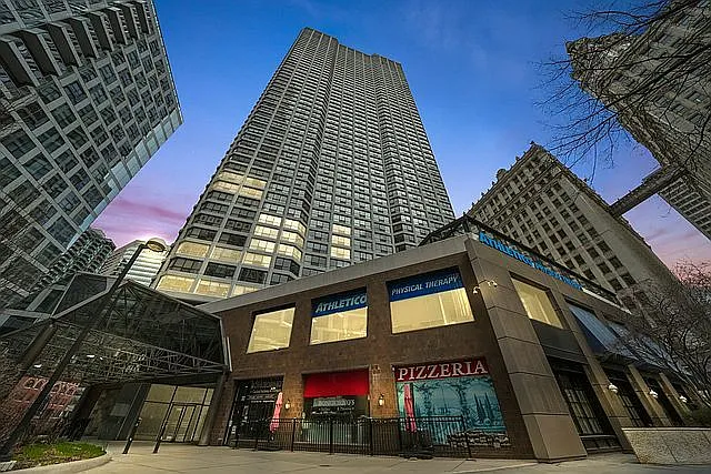 405 N Wabash Ave #502 — Photo 25