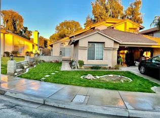 7859 Wisteria Ct, Highland, CA 92346