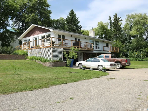 211 Pipestone Avenue, Wawota, SK S0G 5A0