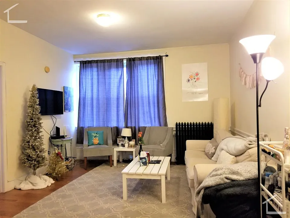 336 Saint Paul St #5