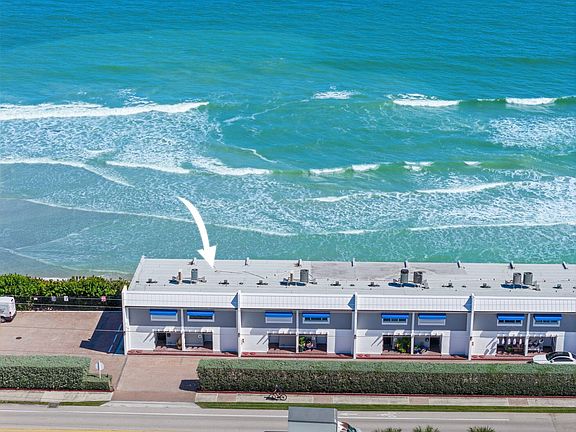 2nd image of 1016 OCEAN Drive