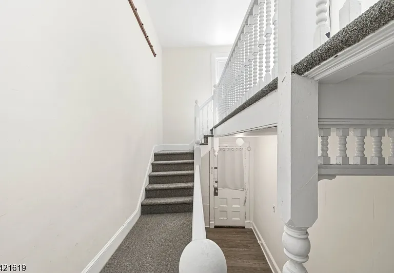104 Maple Ave #2 — Photo 6