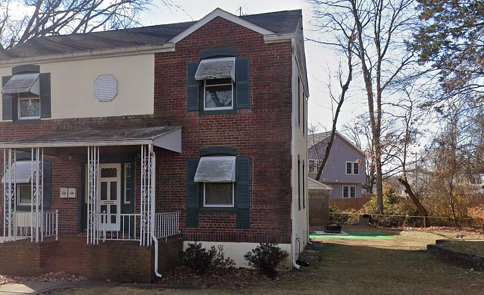First Floor Unit for Rent quiet beautiful neighborhood.