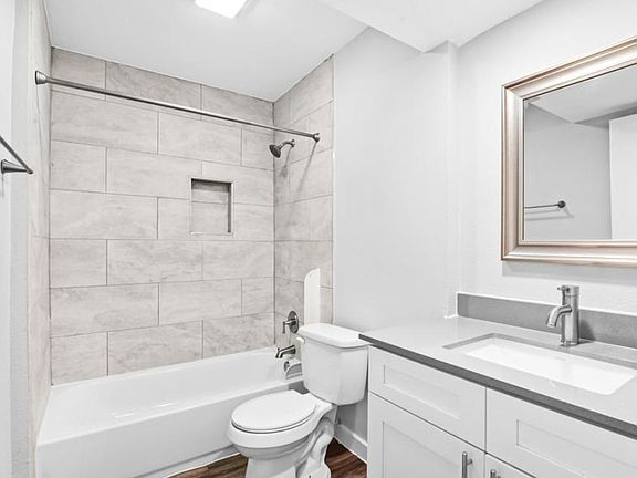 5th image of 6707 Berkman Dr #998c4cc3e