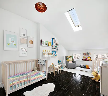 Sold by Compass | media 16