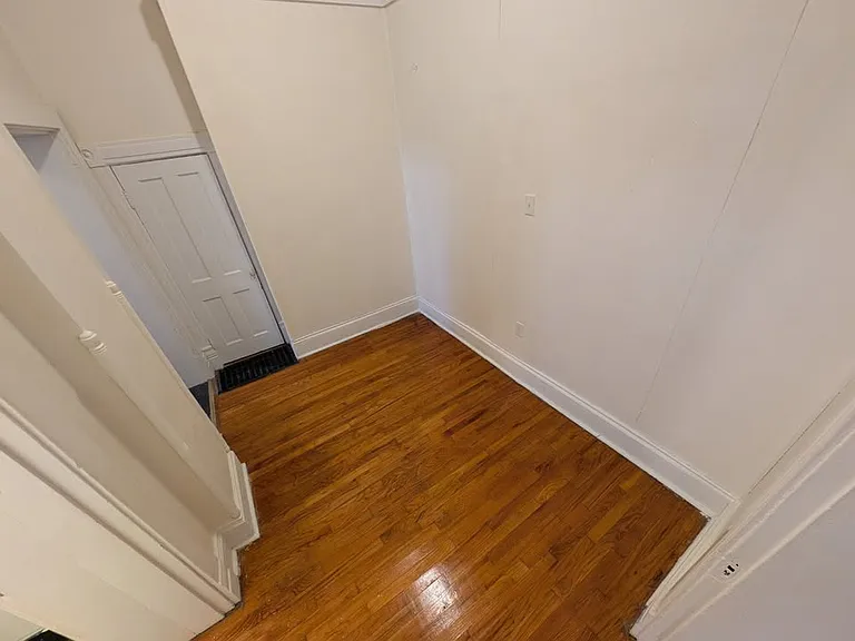 900 Monroe St #902 — Photo 9
