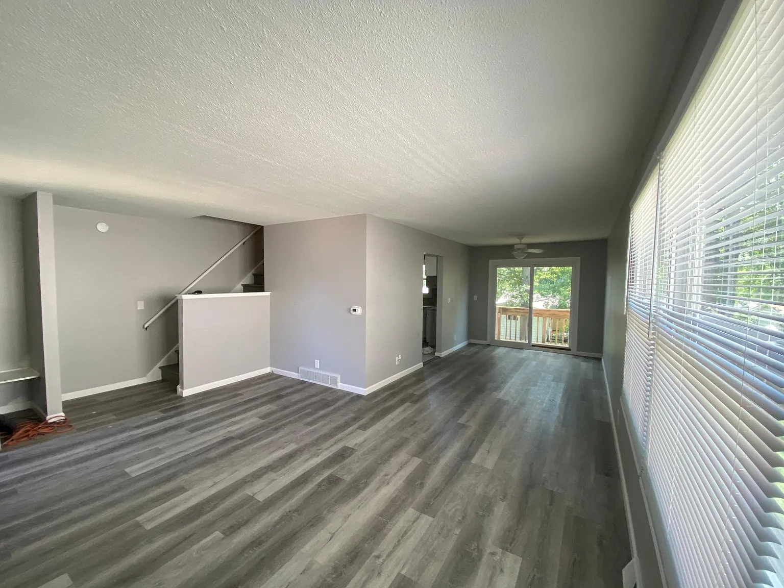 615 Boston Dr — Photo 4