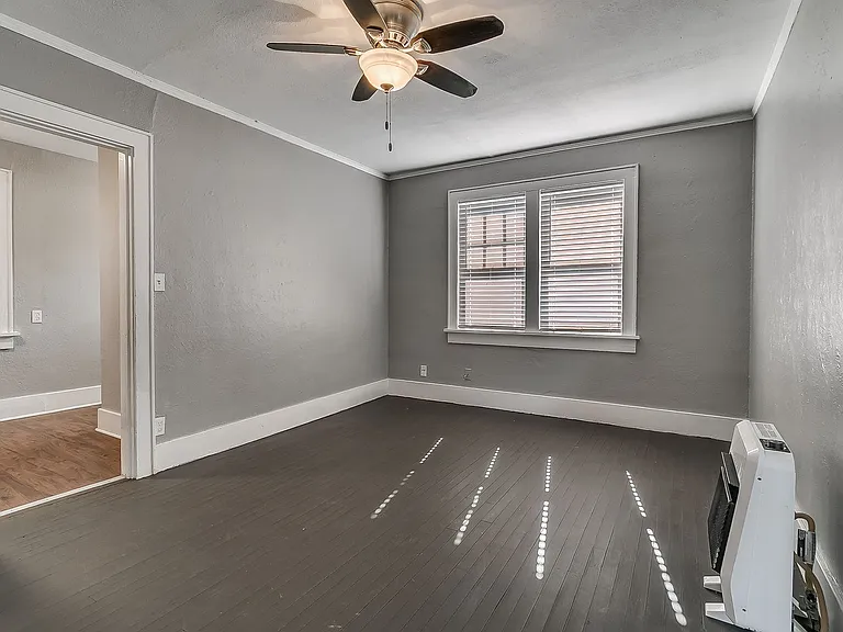 1300 NW 15th St — Photo 15