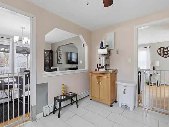 5th image of 7 Webster St Unit 7
