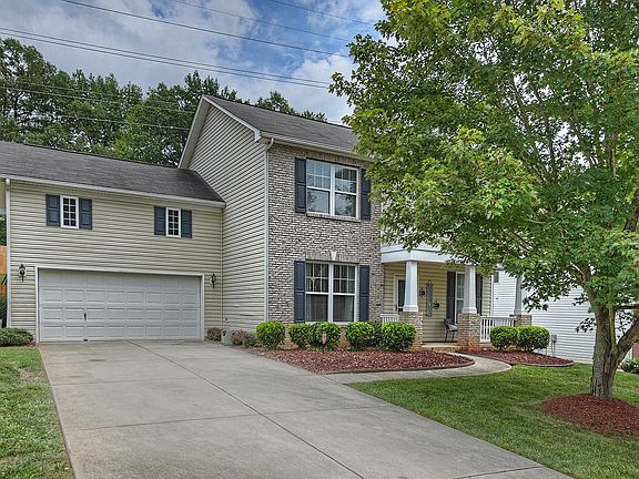 2nd image of 2620 Windsor Chase Dr