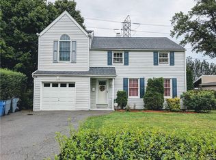 325 Concord Rd, Yonkers, NY 10710