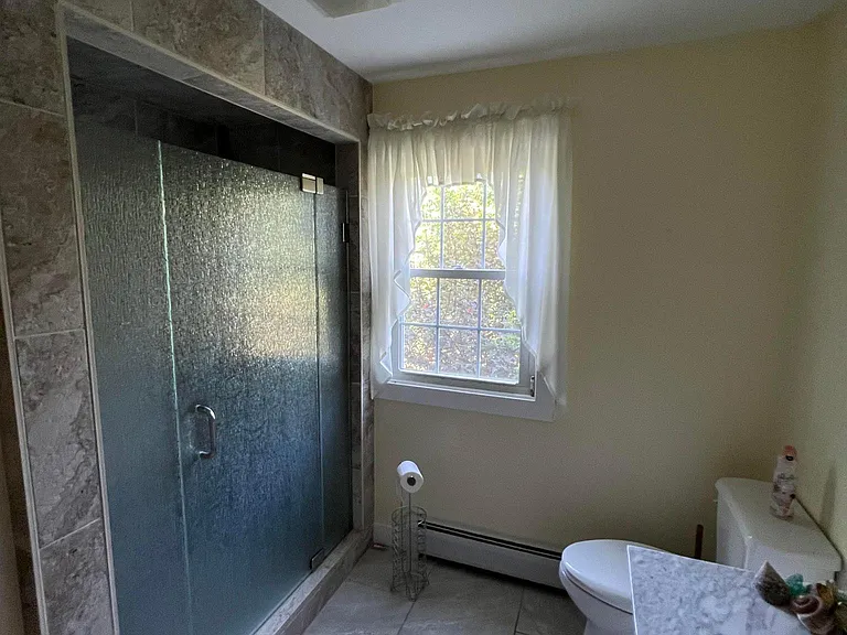 37 Reservoir Rd — Photo 4