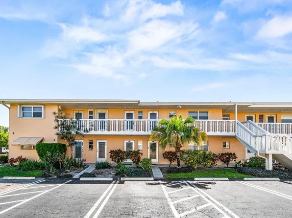 2121 NE 1st Court #202, Boynton Beach, FL 33435