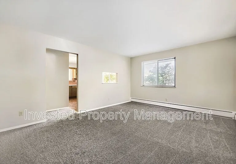 1142 W Ida Ave #A — Photo 3