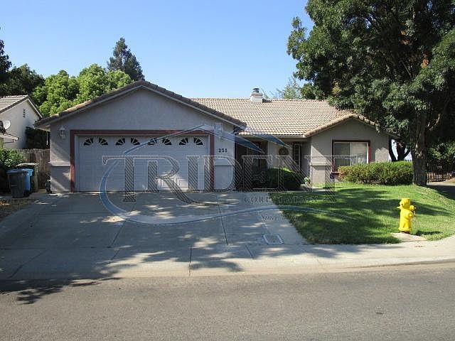 1st image of 231 River Oaks Dr