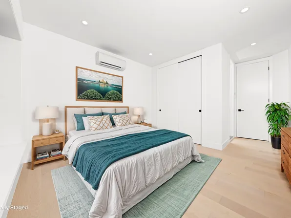 704 8th Avenue image 2 of 6