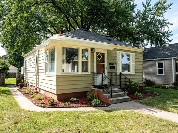 3167 S Brust Ave, Milwaukee, WI 53207