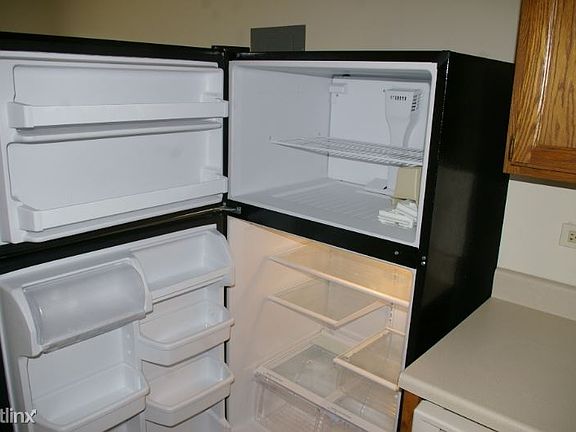 5th image of 767 Lippert Ln APT 1E
