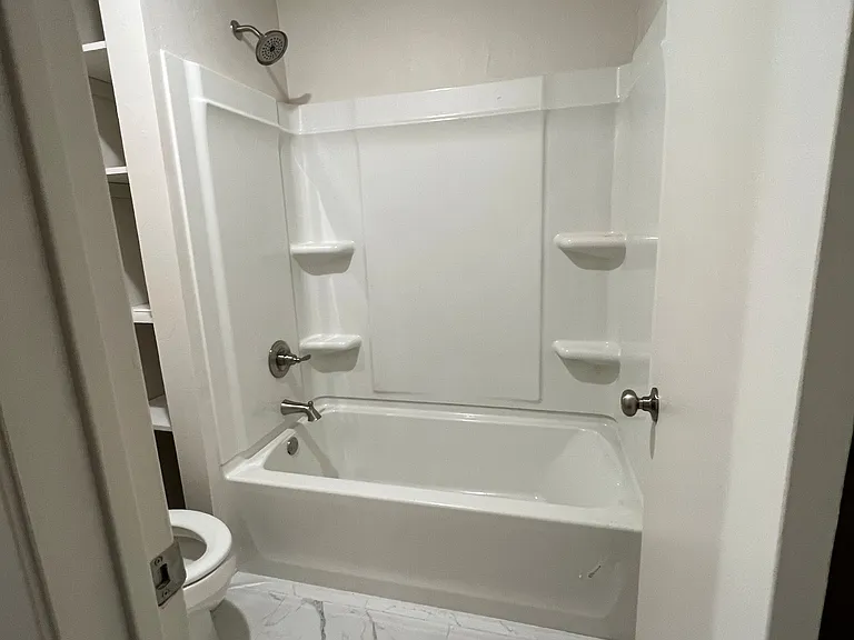 120 N Smythe Ave #120 — Photo 7