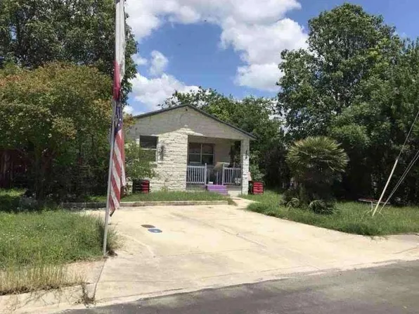 404 Barker St, Kerrville, TX 78028