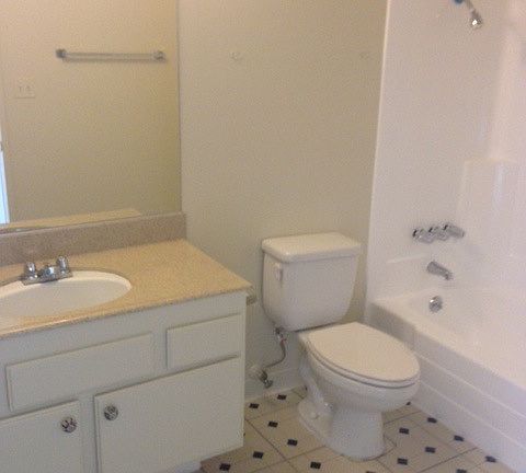 4th image of 3635 E 1st St APT 307