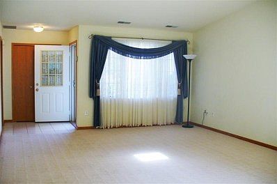 4th image of 1739 Chestnut Dr