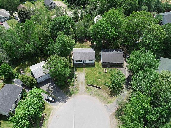 4th image of 81 Turner Dr