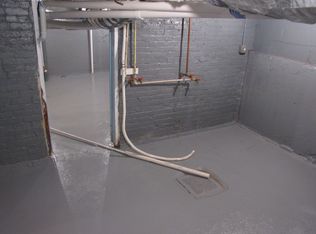 110 E 8th St, Sterling, IL 61081