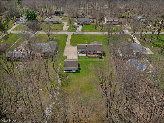 4th image of 24292 Forestview Dr