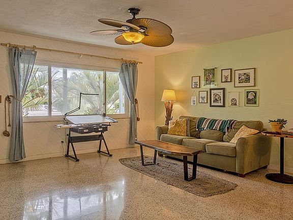 3rd image of 3553 Beach Dr SE