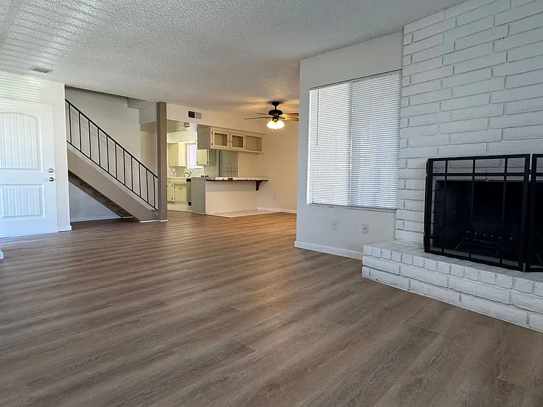 4400 Tierra Verde St. — Photo 9