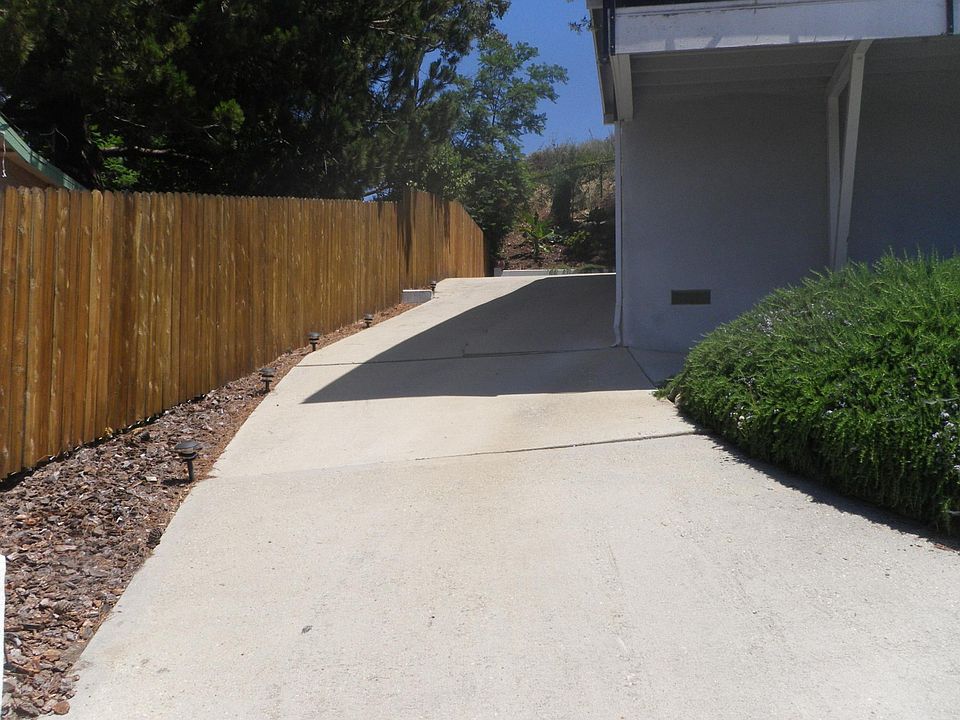 2nd image of 2130 Red Rose Way