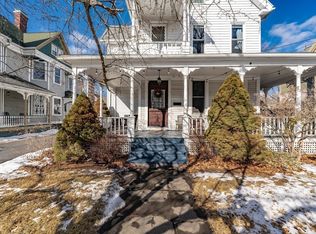 107 Lincoln St, Holyoke, MA 01040