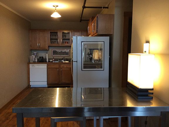 3rd image of 523 Jackson St APT 317