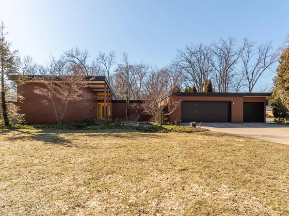 2424 Londonderry Rd, Ann Arbor, MI 48104