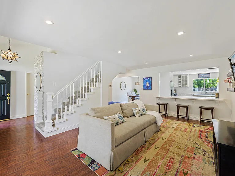 316 Wimbledon Rd — Photo 10